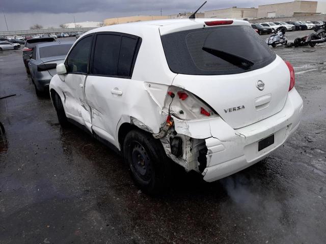 3N1BC1CP2BL475558 - 2011 NISSAN VERSA S WHITE photo 2