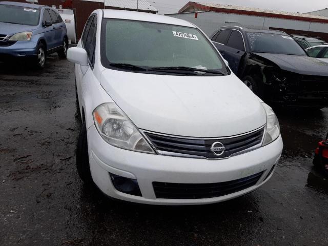 3N1BC1CP2BL475558 - 2011 NISSAN VERSA S WHITE photo 5