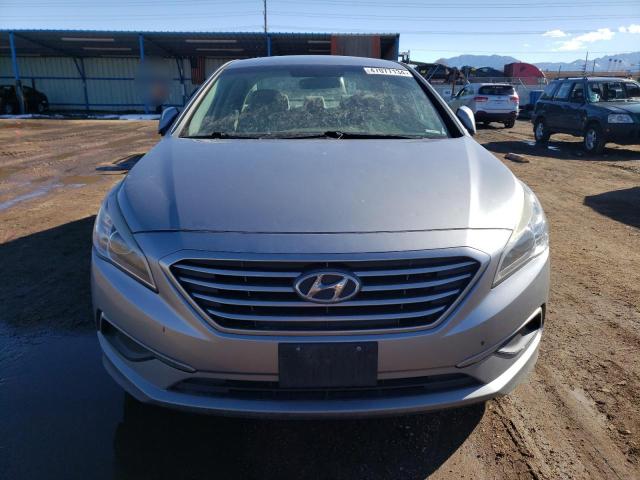 5NPE24AF4GH398157 - 2016 HYUNDAI SONATA SE SILVER photo 5