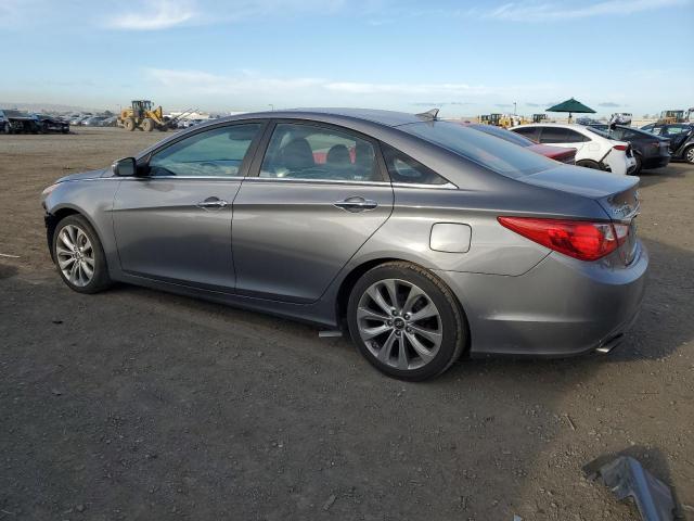 5NPEC4AB6BH263832 - 2011 HYUNDAI SONATA SE GRAY photo 2