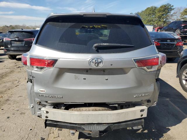 5TDJKRFH1FS174858 - 2015 TOYOTA HIGHLANDER XLE 银色 照片 6