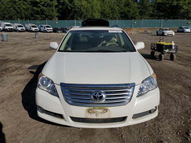 4T1BK36B38U291459 - 2008 TOYOTA AVALON XL WHITE photo 5