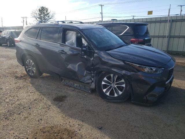 5TDGZRAH1LS019638 - 2020 TOYOTA HIGHLANDER XLE 黑色 照片 4