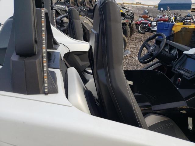 57XAAPFA6K8132671 - 2019 POLARIS SLINGSHOT SL WHITE photo 10