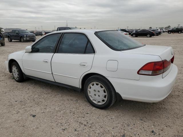 1HGCG56421A077871 - 2001 HONDA ACCORD LX WHITE photo 2