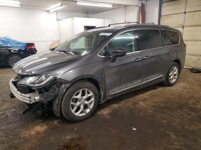 2C4RC1EG4JR115265 - 2018 CHRYSLER PACIFICA TOURING L PLUS GRAY photo 1