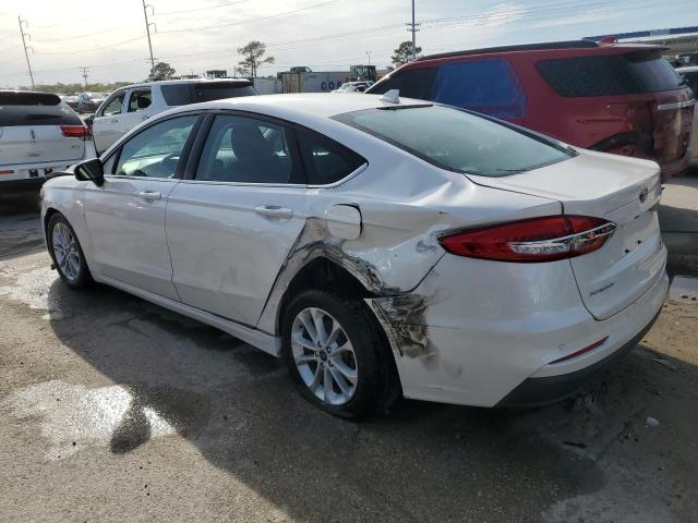 3FA6P0HD4LR184513 - 2020 FORD FUSION SE WHITE photo 2