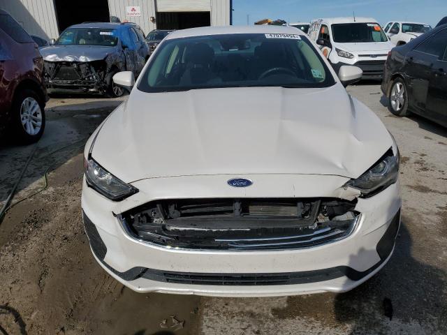 3FA6P0HD4LR184513 - 2020 FORD FUSION SE WHITE photo 5