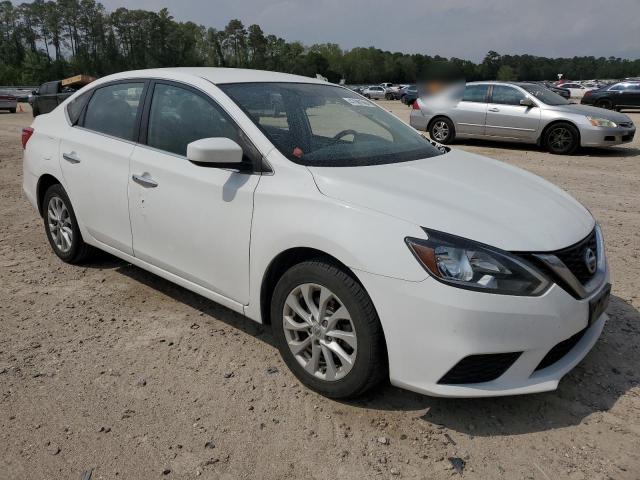 3N1AB7AP6JY244975 - 2018 NISSAN SENTRA S WHITE photo 4