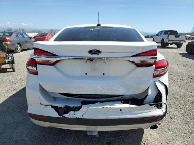 3FA6P0HDXHR313796 - 2017 FORD FUSION SE WHITE photo 6