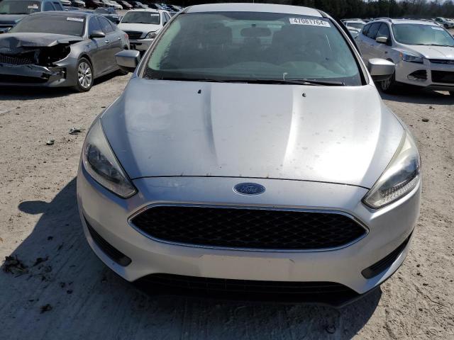 1FADP3F2XJL228701 - 2018 FORD FOCUS SE SILVER photo 5