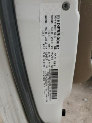 2C4RC1CG4DR542369 - 2013 CHRYSLER TOWN & COU TOURING L WHITE photo 13