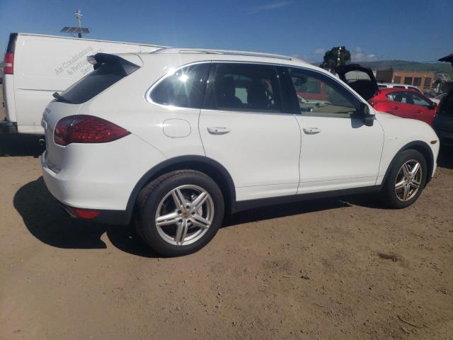 WP1AE2A26ELA51346 - 2014 PORSCHE CAYENNE S HYBRID WHITE photo 3