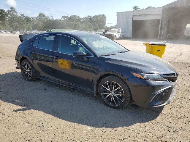 4T1G11AK4RU851463 - 2024 TOYOTA CAMRY SE NIGHT SHADE BLACK photo 4