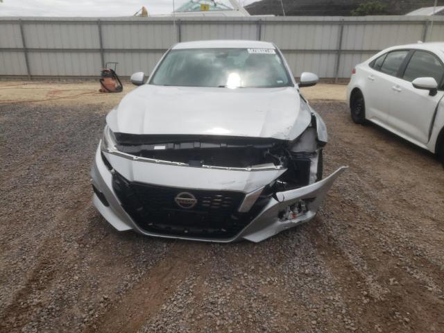 1N4BL4DVXMN374966 - 2021 NISSAN ALTIMA SV SILVER photo 5