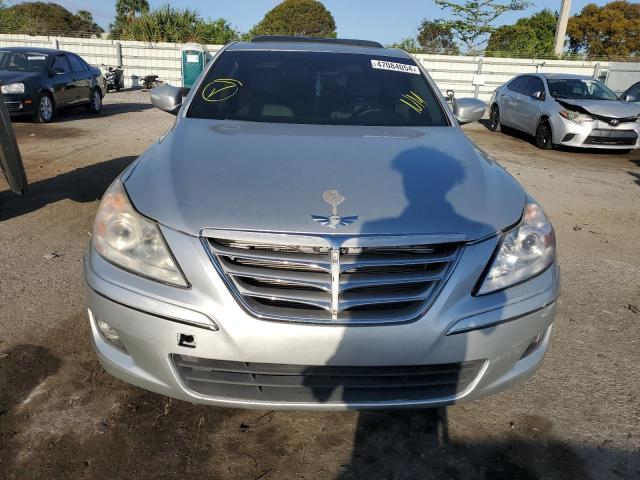 KMHGC4DF1AU072214 - 2010 HYUNDAI GENESIS 4.6L SILVER photo 5