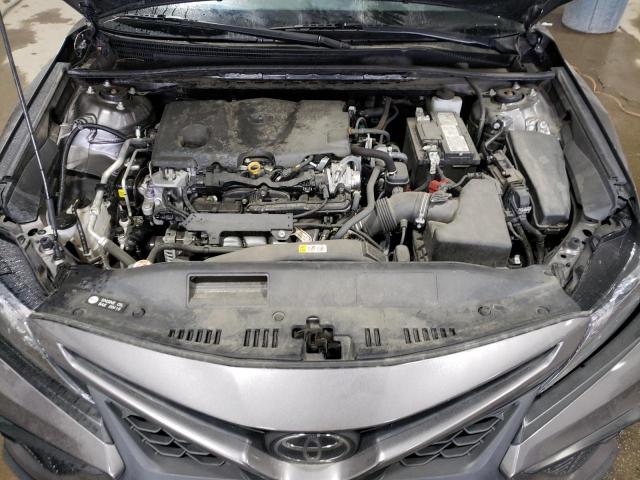 4T1G11AK6MU458220 - 2021 TOYOTA CAMRY SE GRAY photo 11