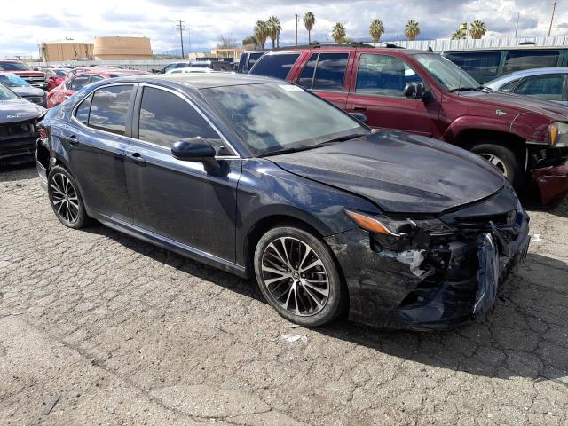 JTNB11HK2J3049150 - 2018 TOYOTA CAMRY L BLUE photo 4