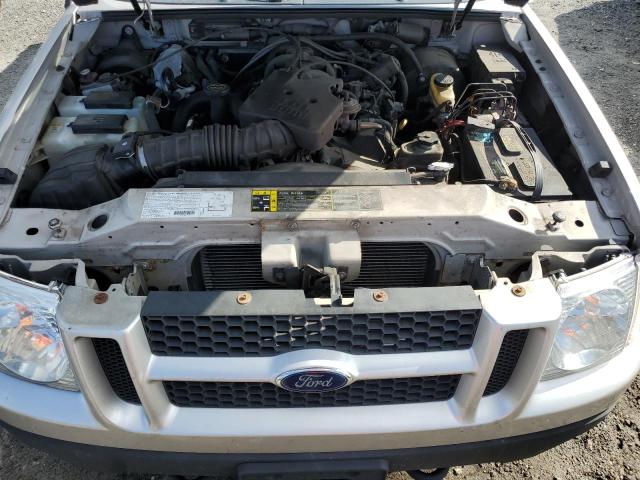 1FMZU77E03UA09702 - 2003 FORD EXPLORER S SILVER photo 11