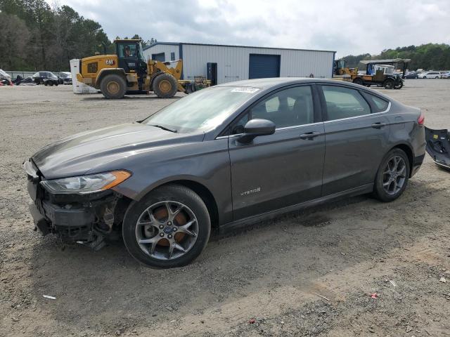 3FA6P0LU5KR121846 - 2019 FORD FUSION SE GRAY photo 1