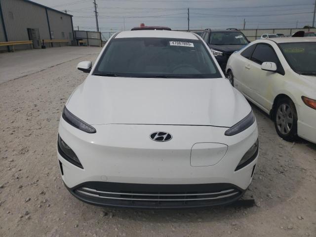 KM8K23AG7PU171553 - 2023 HYUNDAI KONA SE WHITE photo 5