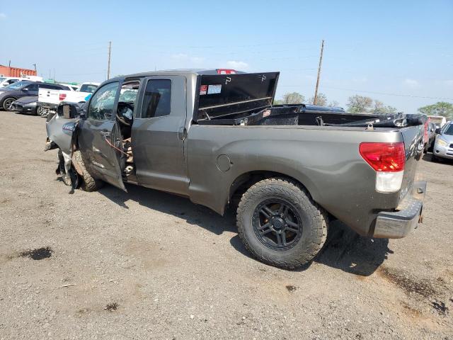 5TFUY5F12BX184567 - 2011 TOYOTA TUNDRA DOUBLE CAB SR5 GRAY photo 2