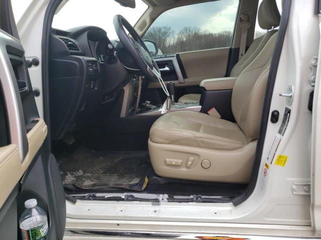 JTEBU5JR8J5530689 - 2018 TOYOTA 4RUNNER SR5/SR5 PREMIUM 白色 照片 7