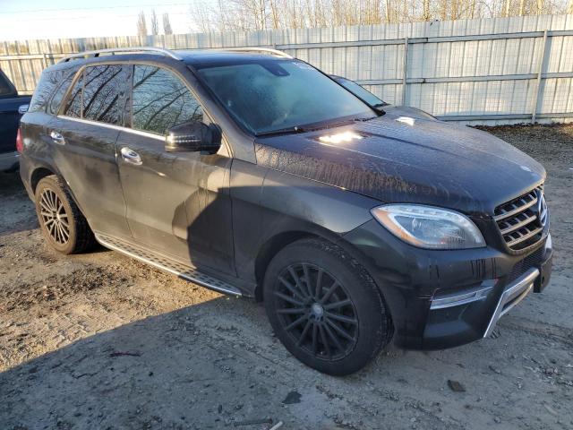 4JGDA5GBXFA502189 - 2015 MERCEDES-BENZ ML 400 4MATIC BLACK photo 4