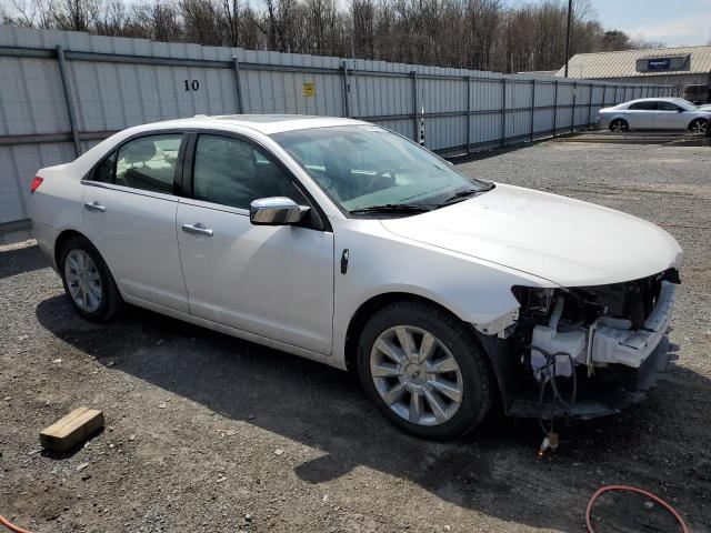 3LNHL2JC5CR812828 - 2012 LINCOLN MKZ WHITE photo 4