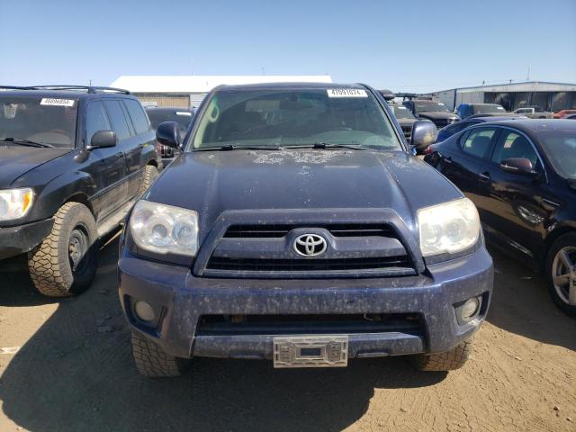 JTEBU17R860103906 - 2006 TOYOTA 4RUNNER LIMITED BLUE photo 5