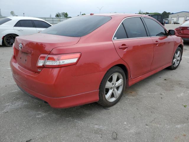 4T1BF3EK1AU069627 - 2010 TOYOTA CAMRY BASE RED photo 3