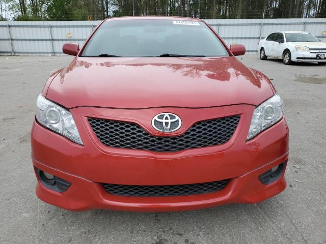 4T1BF3EK1AU069627 - 2010 TOYOTA CAMRY BASE RED photo 5