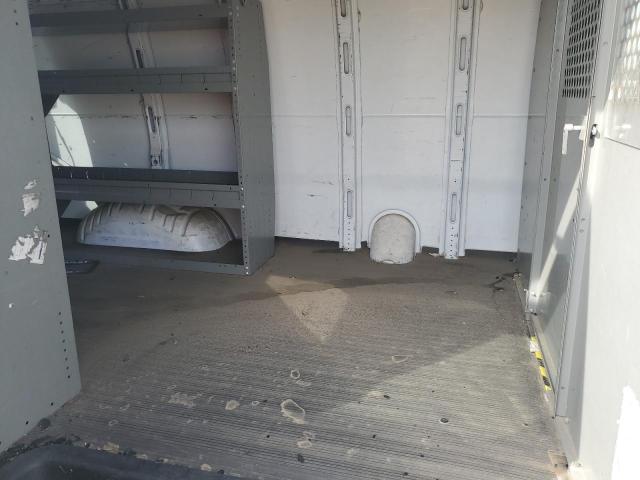 1GCFG15X461134207 - 2006 CHEVROLET EXPRESS G1 WHITE photo 11