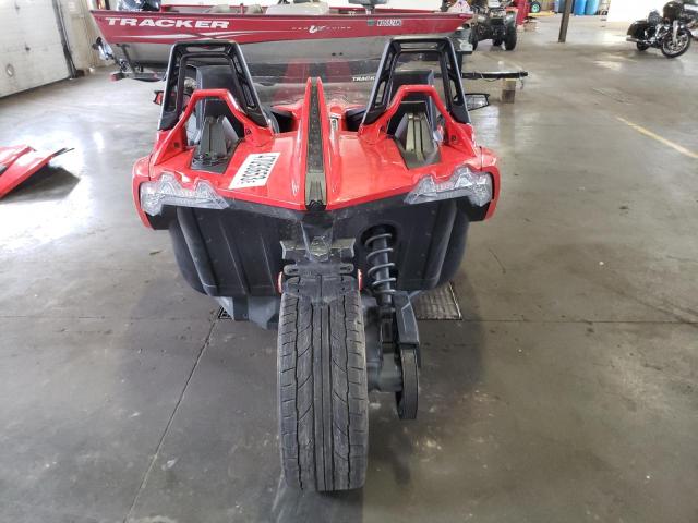 57XAAPFA5G5112193 - 2016 POLARIS SLINGSHOT SL RED photo 6