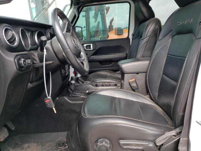 1C4HJXEG3JW206894 - 2018 JEEP WRANGLER U SAHARA WHITE photo 7