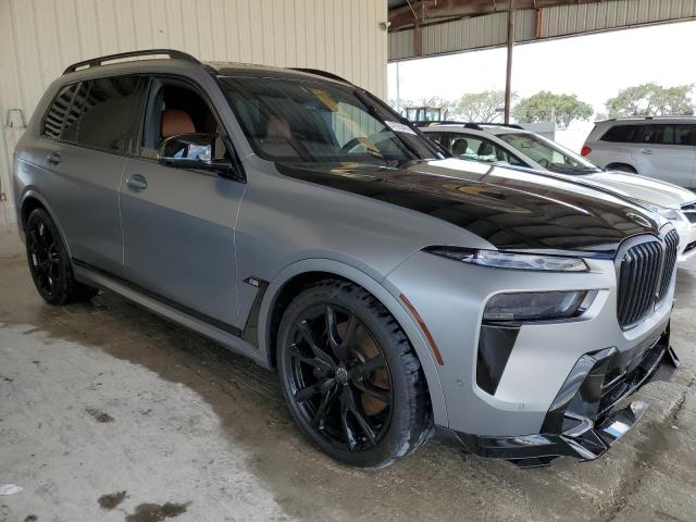 5UX33EM00R9T75535 - 2024 BMW X7 M60I GRAY photo 4