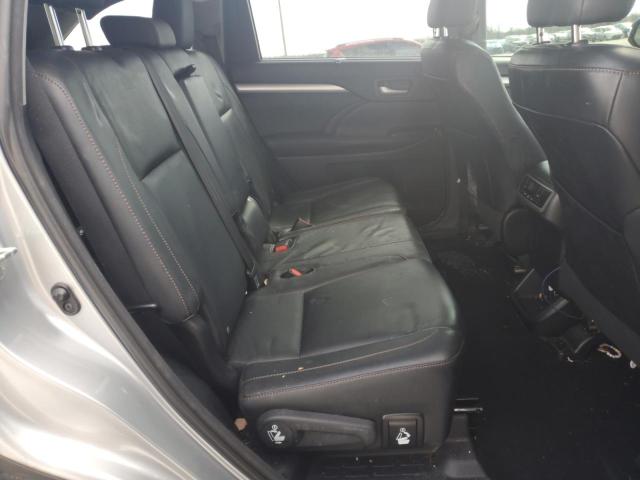 5TDJKRFH4FS184512 - 2015 TOYOTA HIGHLANDER XLE 银色 照片 11