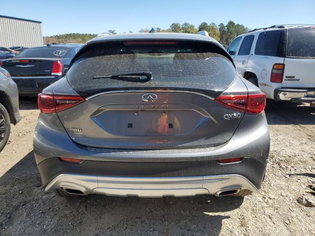 SJKCH5CR7JA059536 - 2018 INFINITI QX30 BASE GRAY photo 6