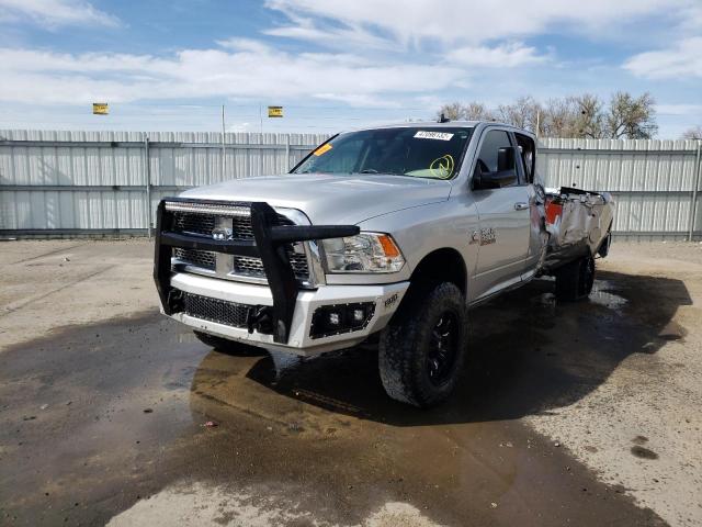 3C63R3DL5GG105896 - 2016 RAM 3500 SLT SILVER photo 2