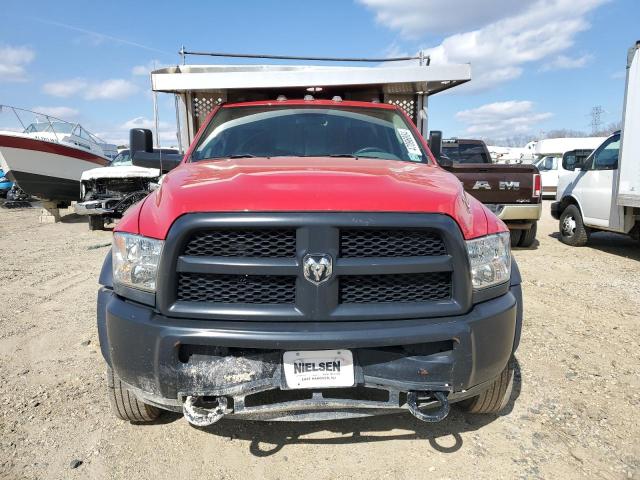 3C7WRNBJ1JG270292 - 2018 RAM 5500 RED photo 5