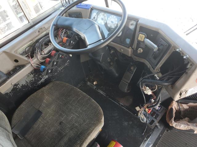 4DRBWAFN27A462088 - 2007 IC CORPORATION 3000 YELLOW photo 9