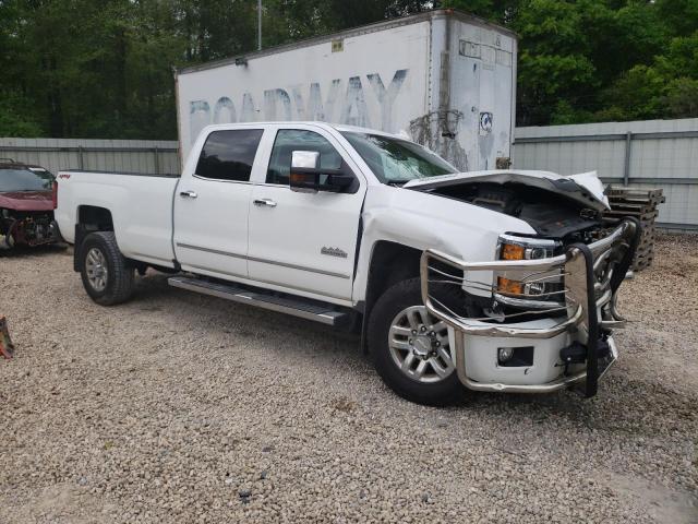 1GC4KYEY7KF216047 - 2019 CHEVROLET SILVERADO K3500 HIGH COUNTRY WHITE photo 4