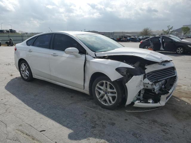 3FA6P0H75DR242947 - 2013 FORD FUSION SE WHITE photo 4