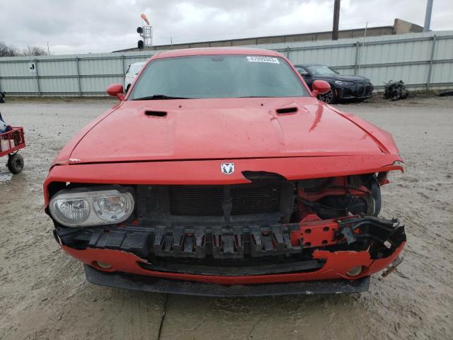 2B3CJ4DV6AH102635 - 2010 DODGE CHALLENGER SE RED photo 5