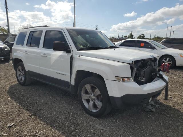 1C4NJPFA1GD794165 - 2016 JEEP PATRIOT LATITUDE GRAY photo 4