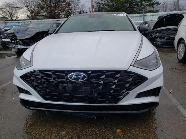 5NPEJ4J27MH106187 - 2021 HYUNDAI SONATA SEL PLUS WHITE photo 5