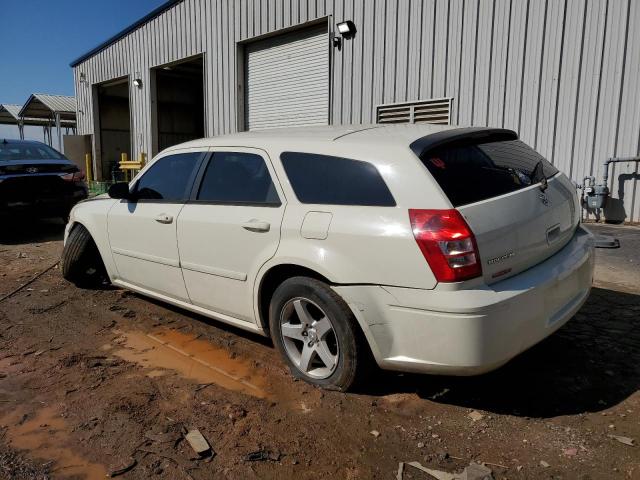 2D4FV48T05H560608 - 2005 DODGE MAGNUM SE WHITE photo 2