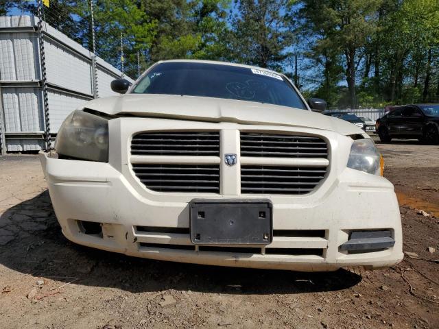 2D4FV48T05H560608 - 2005 DODGE MAGNUM SE WHITE photo 5