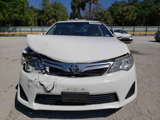 4T1BF1FK3CU534074 - 2012 TOYOTA CAMRY BASE WHITE photo 5