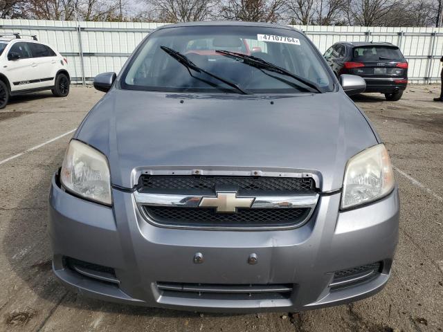 KL1TD56618B248548 - 2008 CHEVROLET AVEO BASE GRAY photo 5